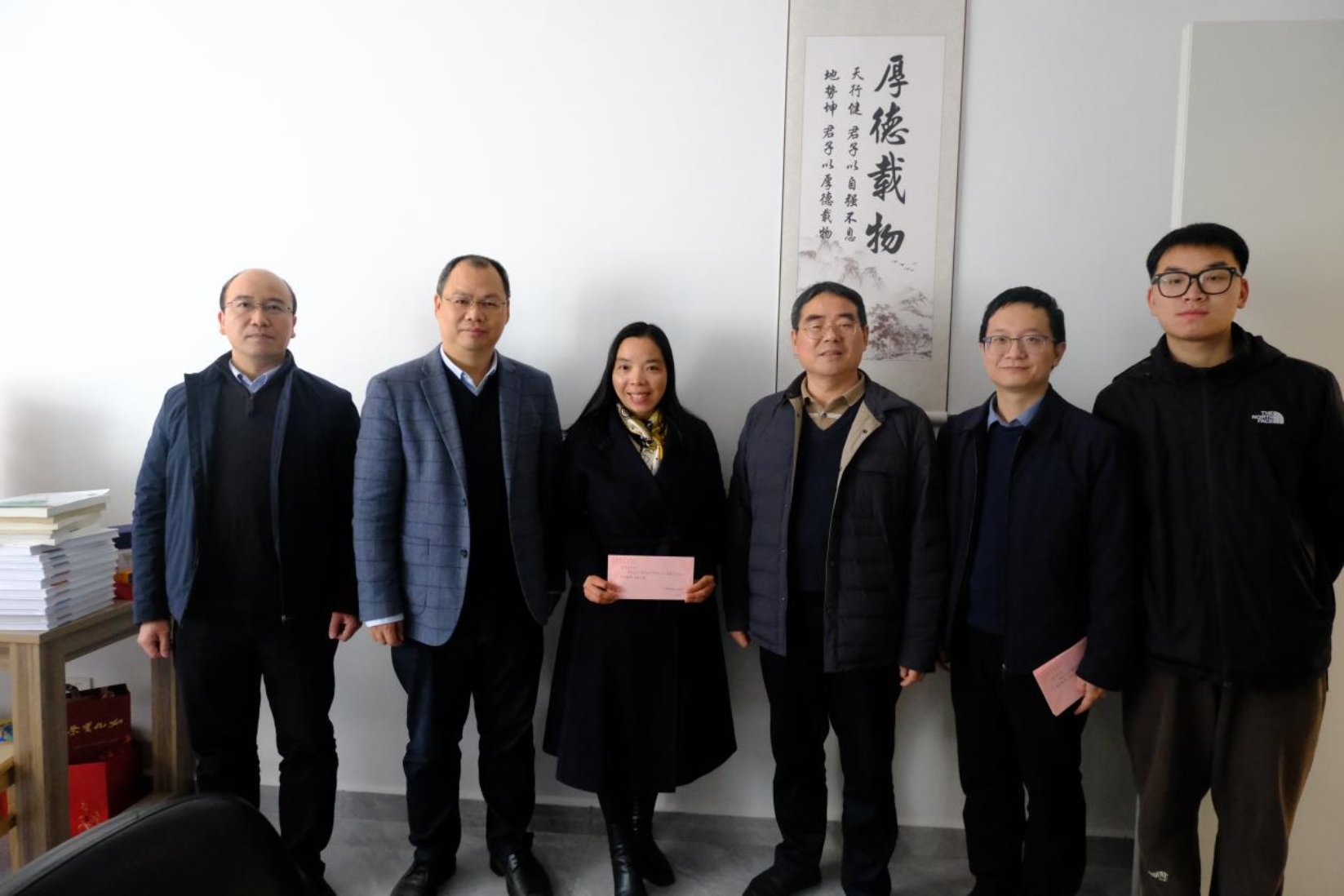 实训楼及岳麓山实验室等教学科研阵地