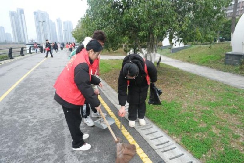 用实际行动为守护美好环境贡献力量