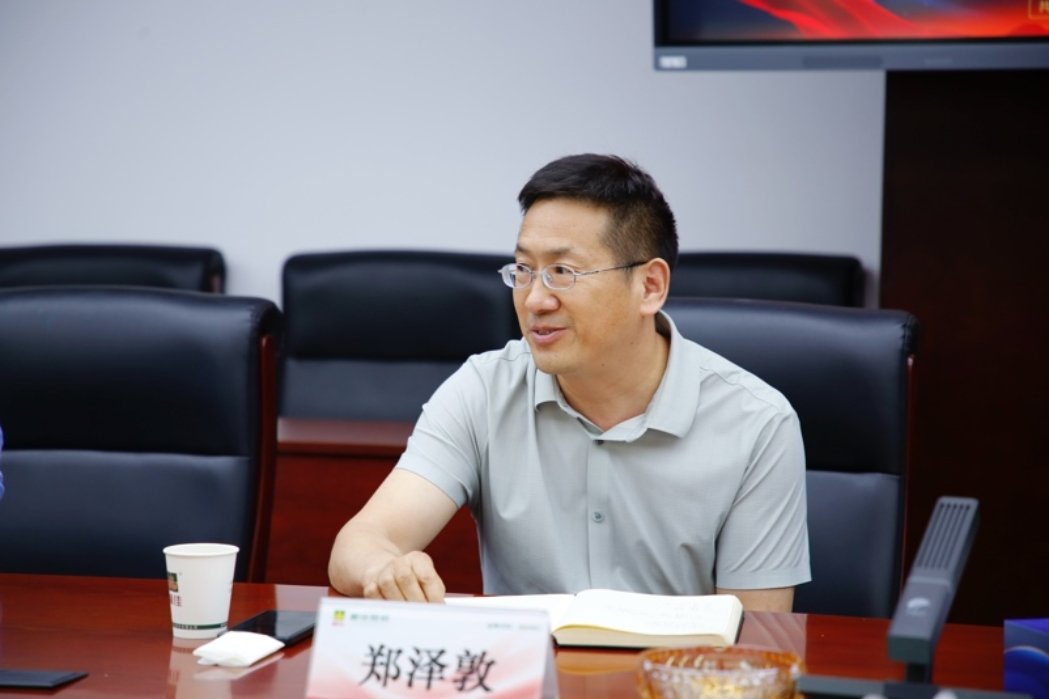 湘佳牧业作为“中国鲜禽第一股”