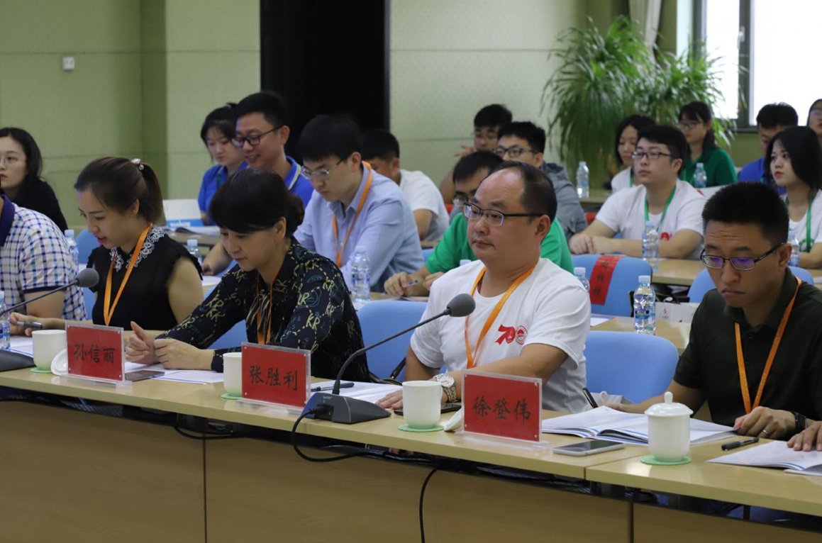 区长马玉清等地方党政领导出席开幕仪式