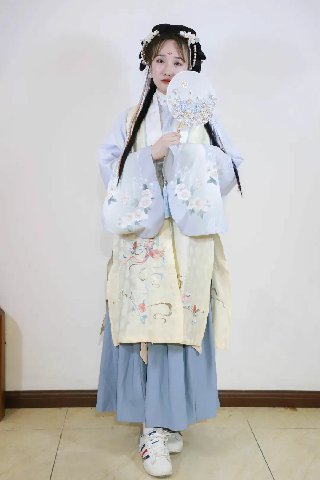 W020220411091782544237.png 展现了同学们内心的温暖与美好