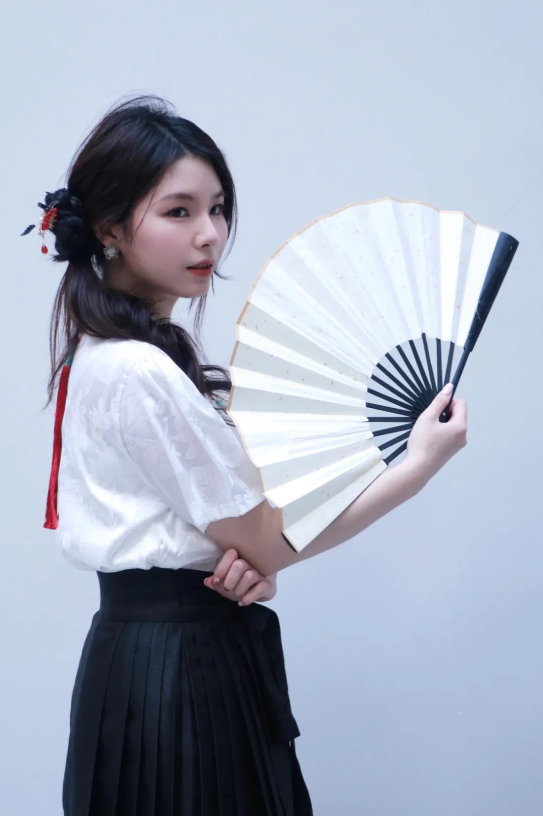 W020240413072457621294.jpg 希望女研究生们自信坚定