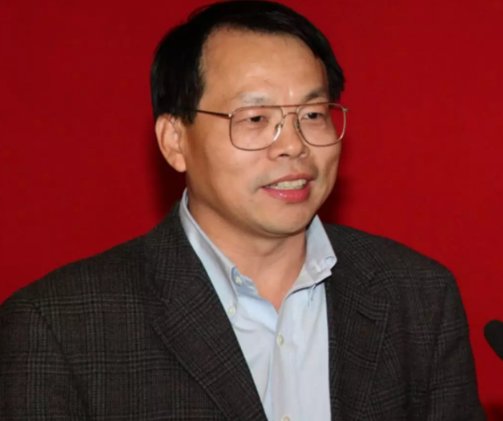 密西根州立大学教授刘建国