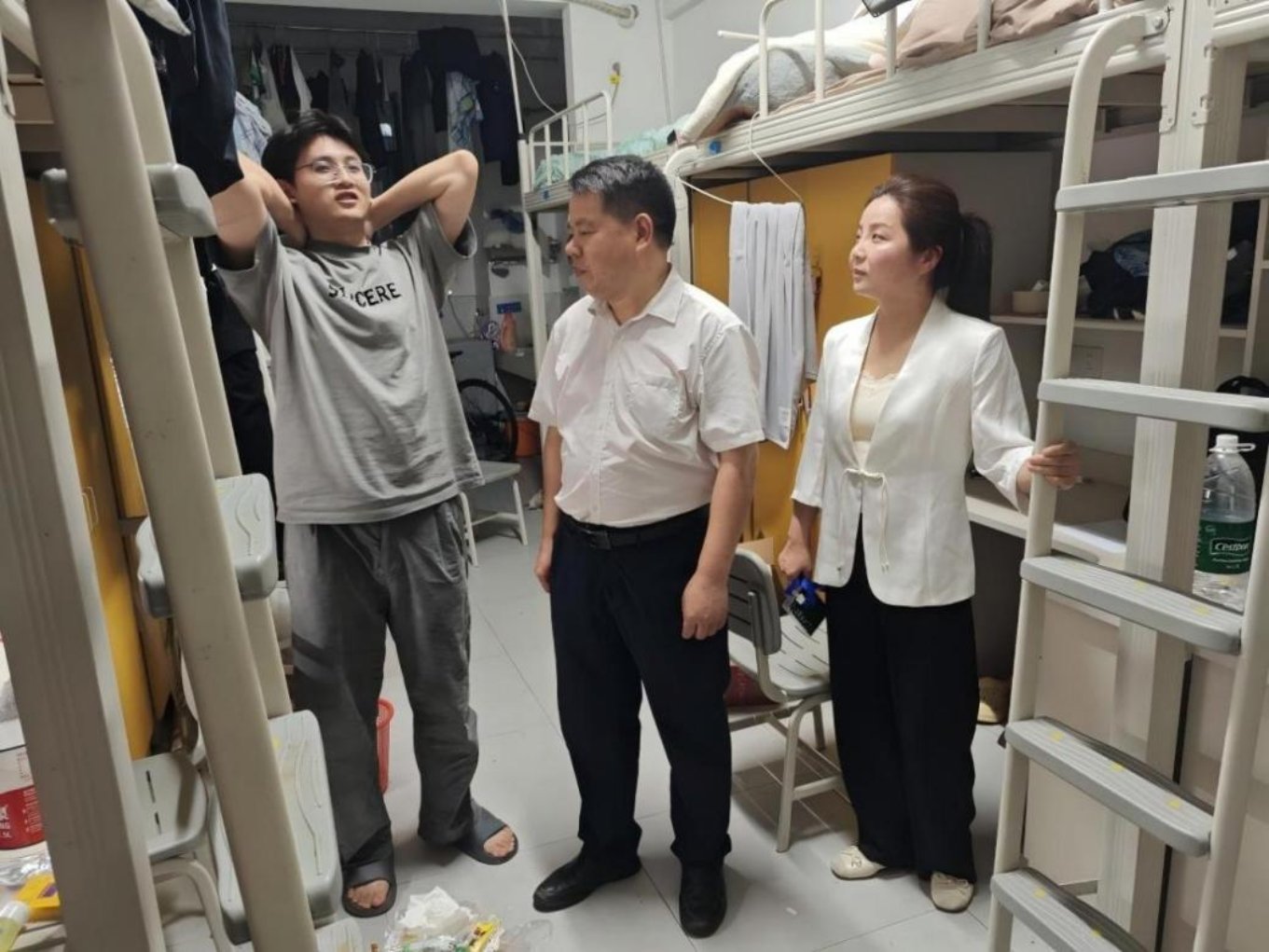 传递88看球直播手机版下载温情暖意