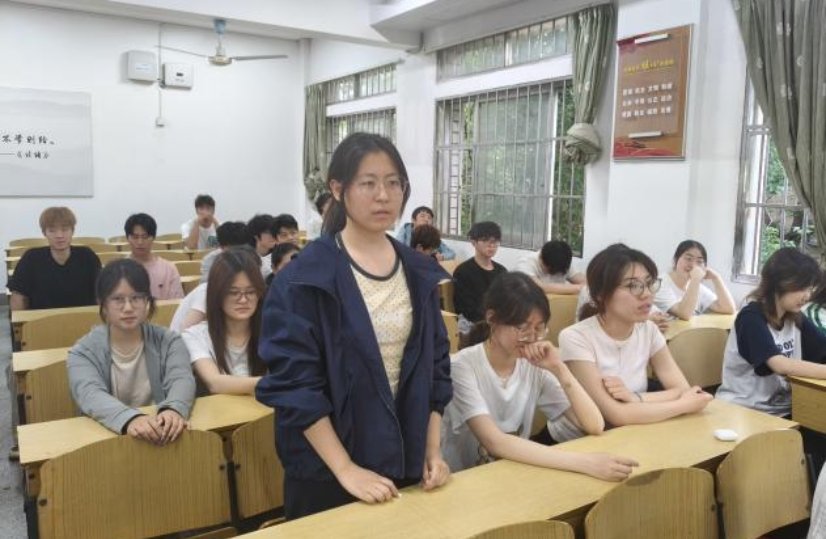 青政推文2.jpg 5月14日